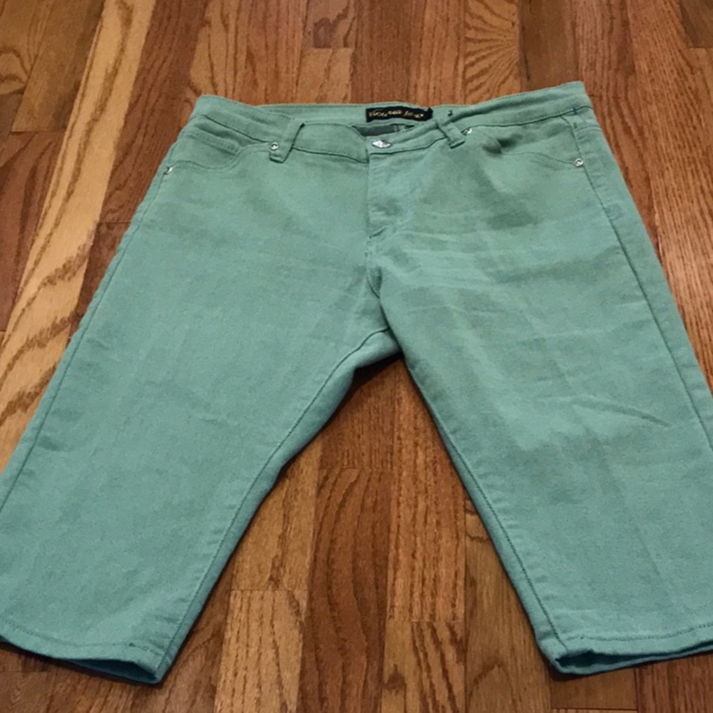 Victoria Jeans~Skimmers~🌿🍃🌿